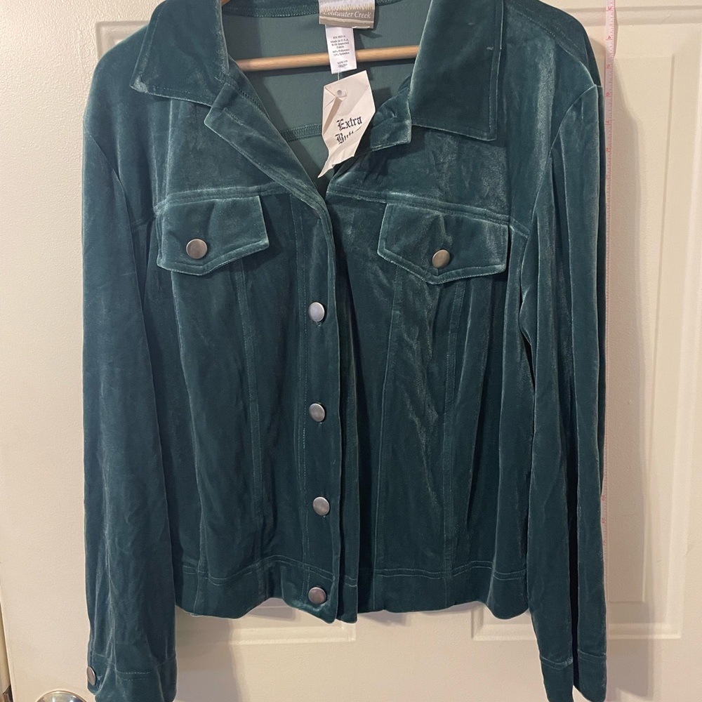 Coldwater Creek Green Jean Jacket with Fitted Silhouette and Soft Plush Fabric